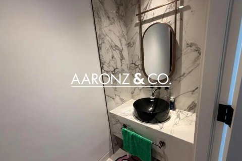 Jumeirah Lake Towers, Dubai, संयुक्त अरब अमीरात में अपार्टमेंट, 1 बेडरूम, 73.8 वर्ग मीटर, संख्या 670712 - फ़ोटो 11