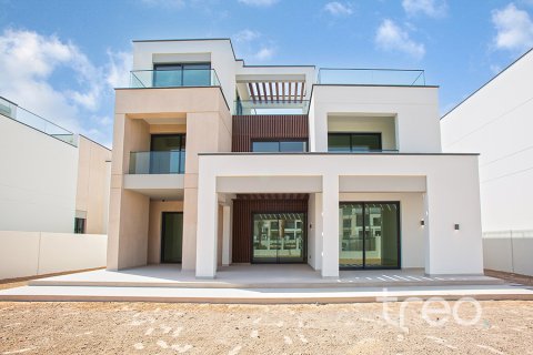 Villa till försäljning i Arabian Ranches 3, Dubai, UAE 5 sovrum, 527.5 kvm Nr. 733911 - fotografi 2