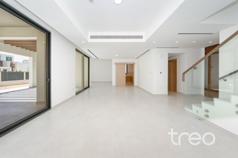 Villa till försäljning i Arabian Ranches 3, Dubai, UAE 5 sovrum, 527.5 kvm Nr. 733911 - fotografi 3