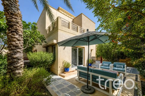 Villa Meadows, Dubaijā, AAE 3 istabas, 47.94 m2 Nr. 733917