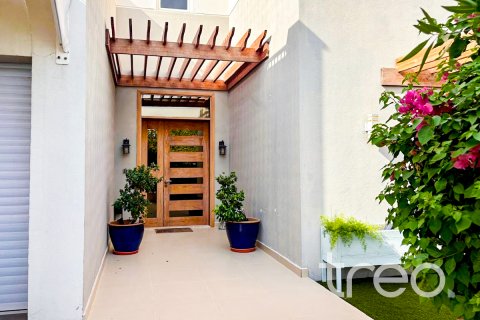 Βίλα σε The Villa, Dubai, ΗΑΕ 5 υπνοδωμάτια, 555.56 τ.μ. Αρ. 733912 - φωτογραφία 16