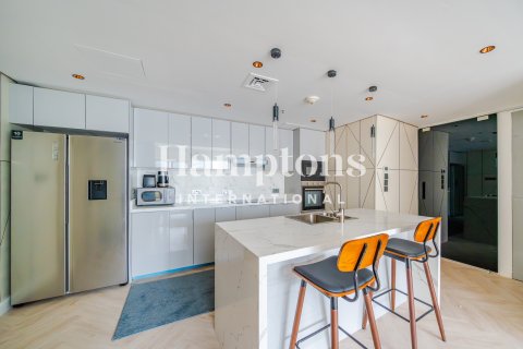Apartment til leje i Dubai Marina, Dubai, UAE 1 soveværelse, 78.22432600 kvm № 707343 - foto 11