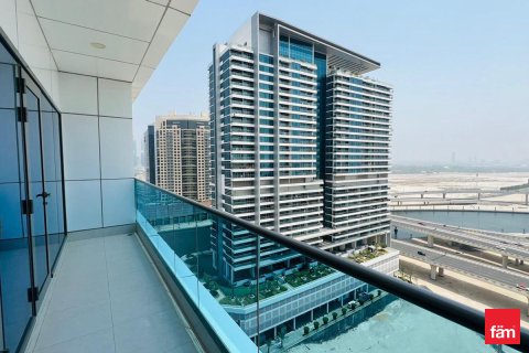 Apartmen di Business Bay, Dubai, UAE 1 bilik tidur, 78.2 meter persegi № 682150 - foto 12