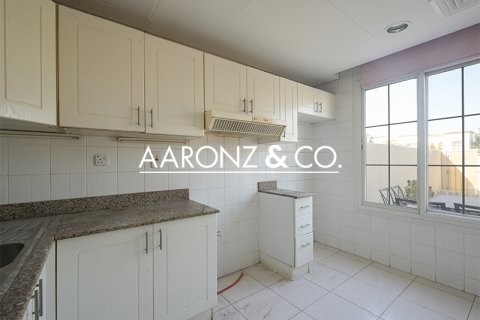 Vila di The Springs, Dubai, UAE 2 bilik tidur, 172 meter persegi № 693851 - foto 12