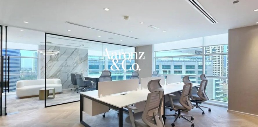 Büroraum in Al Barsha, Dubai, VAE: 127 m2 Nr. 693848