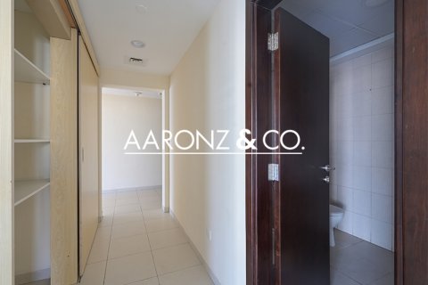 Apartamento en alquiler en Jumeirah Lake Towers, Dubai, EAU 3 dormitorios, 182 m2 № 693847 - foto 8