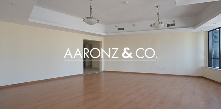 Apartamento en Jumeirah Lake Towers, Dubai, EAU 3 dormitorios, 182 m² № 693847