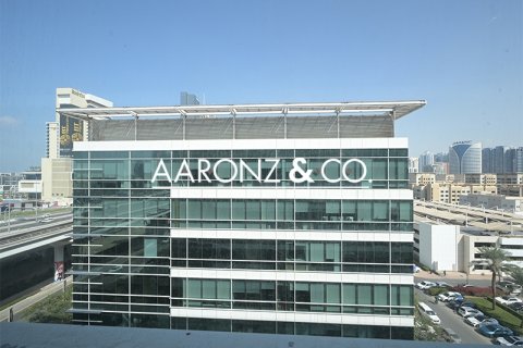 Üürile anda kontor asukohaga Sheikh Zayed Road, Dubai, AÜE: 79 m² Nr 693850 - pilt 10