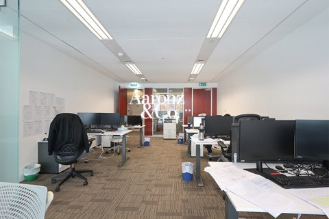 دفتر در Sheikh Zayed Road، Dubai ، امارات متحده عربی 79 متر مربع.  شماره 693850