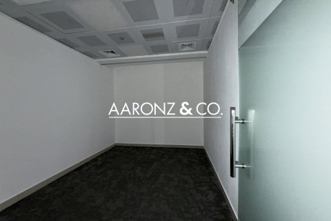 Pejabat di Sheikh Zayed Road, Dubai, UAE 182 meter persegi № 693846 - foto 3