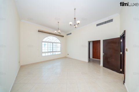 וילה להשכרה ב Dubai, איחוד האמירויות  6 חדרי שינה, 3938.1 מ"ר, מספר 760536 - תמונה 23