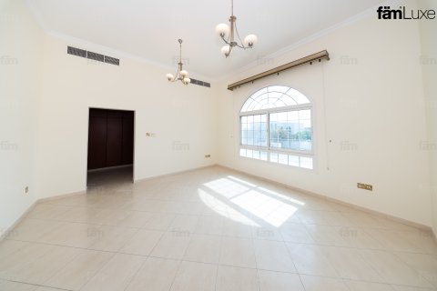 וילה להשכרה ב Dubai, איחוד האמירויות  6 חדרי שינה, 3938.1 מ"ר, מספר 760536 - תמונה 28