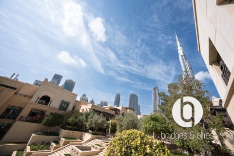 Apartament në Old Town, Dubai, Emiratet e Bashkuara Arabe 2 dhoma gjumi, 179 m2. № 697447