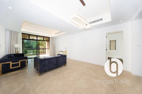 דירה להשכרה ב Old Town, Dubai, איחוד האמירויות  2 חדרי שינה, 179 מ"ר, מספר 697447 - תמונה 6
