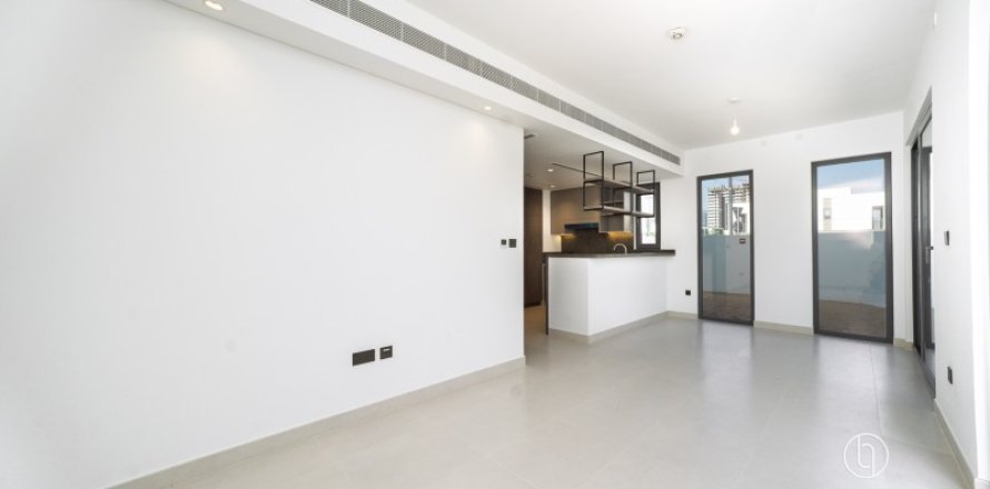 ویلا در Tilal Al Ghaf، Dubai ، امارات متحده عربی 4 خوابه ، 306 متر مربع.  شماره 697443