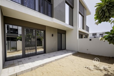 Vilă de închiriat în Tilal Al Ghaf, Dubai, EAU 3 dormitoare, 145 mp.  №697445 - poză 12