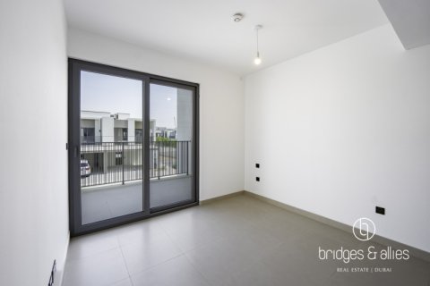 Vilă de închiriat în Tilal Al Ghaf, Dubai, EAU 3 dormitoare, 145 mp.  №697445 - poză 15