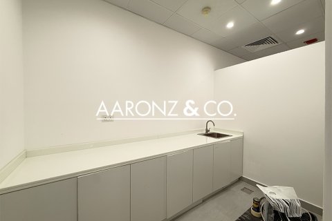 Kancelária v Business Bay, Dubai, SAE 82 m2 č. 697367 - Fotografia 10