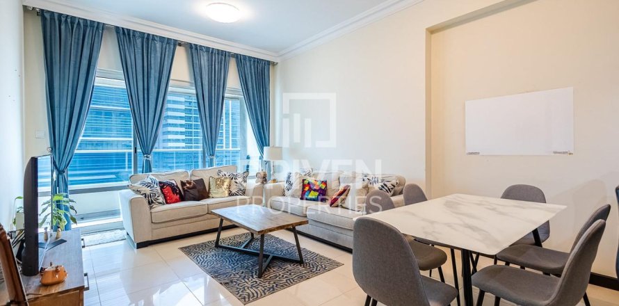 Apartmen di Jumeirah Lake Towers, Dubai, UAE 1 bilik tidur, 73 meter persegi № 684629