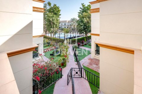 Huvila Al Barsha, Dubai, Arabiemiraatit 4 makuuhuonetta, 339 m2 № 684616 - kuva 11