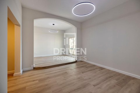 Huvila Al Barsha, Dubai, Arabiemiraatit 4 makuuhuonetta, 339 m2 № 684616 - kuva 21