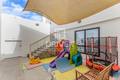 Üürile anda korter asukohaga Dubai Land, AÜE: 2 magamistoaga, 111 m² Nr 684615 - pilt 21