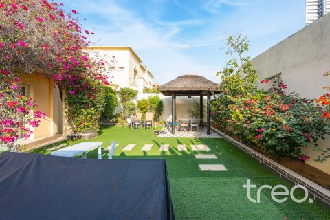 Villa till försäljning i The Springs, Dubai, UAE 2 sovrum, 156.63 kvm Nr. 753676 - fotografi 4