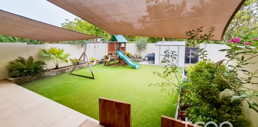 Rumah bandar di Reem, Dubai, UAE 3 bilik tidur, 232.91 meter persegi № 753682