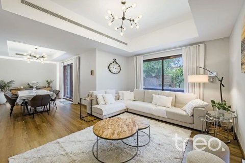 Radový dom v Reem, Dubai, SAE 3 spálne, 232.91 m2 č. 753681 - Fotografia 7