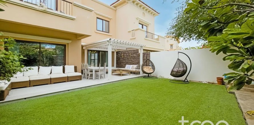 Radový dom v Reem, Dubai, SAE 3 spálne, 232.91 m2 č. 753681
