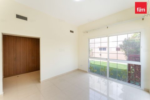 Dubai, संयुक्त अरब अमीरात में विला, 5 बेडरूम, 579 वर्ग मीटर, संख्या 719486 - फ़ोटो 23