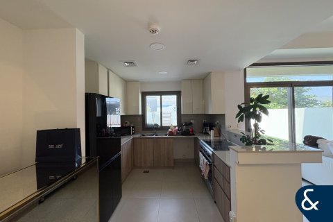 Müüa villa asukohaga Town Square, Dubai, AÜE: 3 magamistoaga, 206 m² Nr 667069 - pilt 7