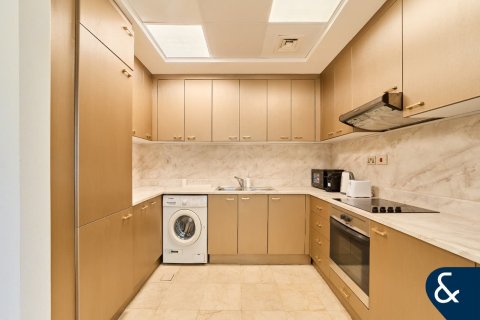 Lägenhet till försäljning i DIFC, Dubai, UAE 1 rum, 84 kvm Nr. 667067 - fotografi 17