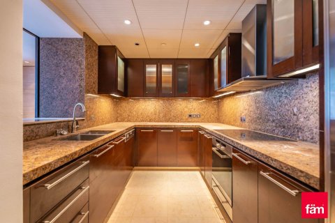 Apartamento en venta en Downtown Dubai (Downtown Burj Dubai), Dubai, EAU 2 dormitorios, 191 m2 № 329906 - foto 10