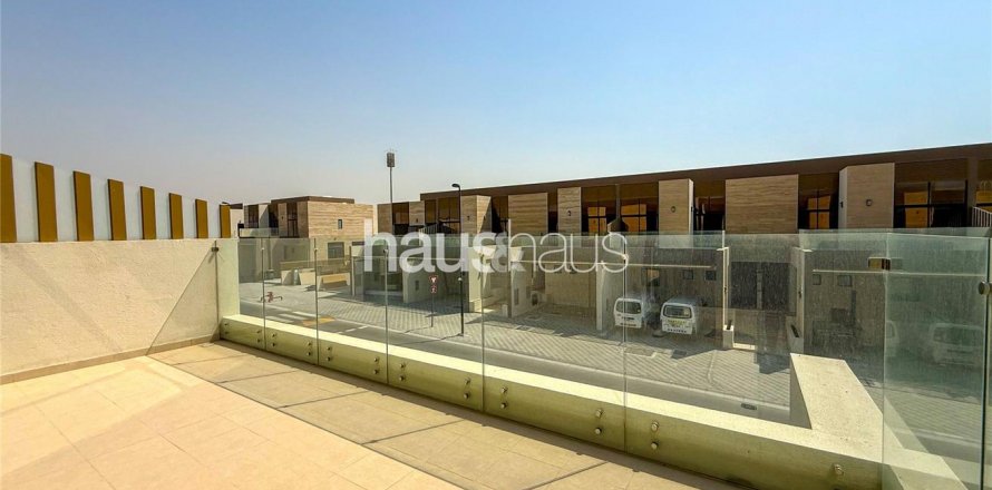 Řadový dům v Mohammed Bin Rashid City, Dubai, SAE 4 ložnice, 187 m² Č.: 627179