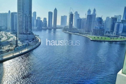 Apartment in Business Bay, Dubai, UAE 2 bedrooms, 131 sq.m. № 627191 - photo 1
