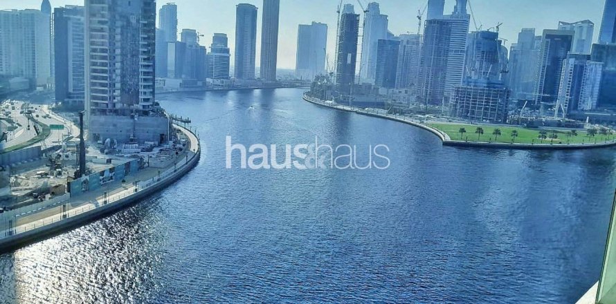 Apartment in Business Bay, Dubai, UAE 2 bedrooms, 131 sq.m. № 627191