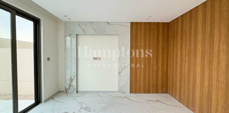 Townhouse in Jumeirah Golf Estates, Dubai, UAE 3 bedrooms, 203.736 sq.m. № 583594