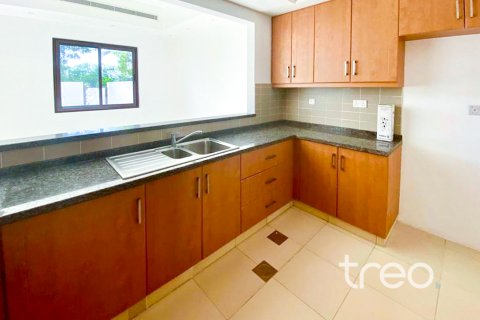 Kuća u nizu u gradu Reem, Dubai, UAE 3 spavaće sobe, 239.5 m2 Br. 753771 - Slika 2