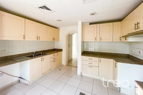 Üürile anda villa asukohaga The Springs, Dubai, AÜE: 3 magamistoaga, 208.66 m² Nr 753772 - pilt 3