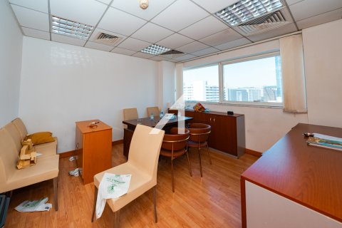Офис Sheikh Zayed Road, Дубай, БАӘ-да 82 м² № 682530 - фото 5