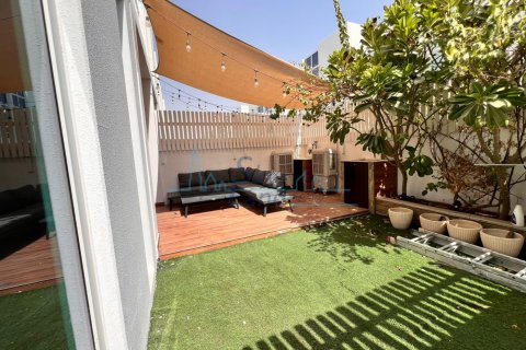 Maison de ville à louer à DAMAC Hills (Akoya by DAMAC), Dubai, EAU 4 chambres, 224 m2 № 682526 - photo 2