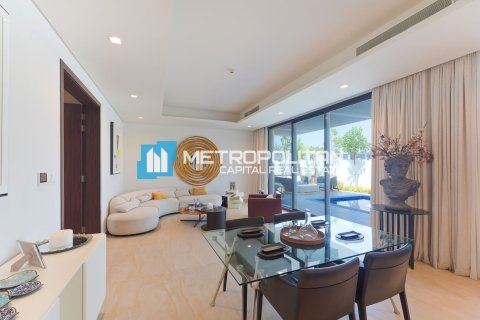 Villa en venta en Saadiyat Island, Abu Dhabi, EAU 5 dormitorios, 500 m2 № 651802 - foto 8
