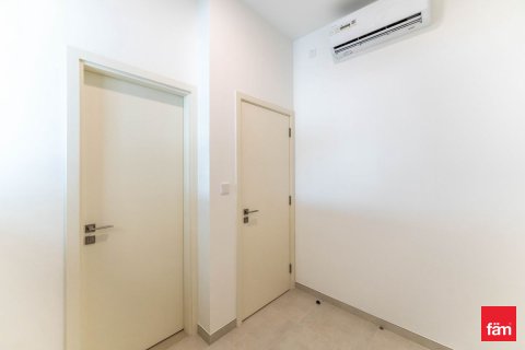 Dubai, UAE의 임대용 빌라 침실 3개, 174제곱미터 번호 646957 - 사진 8
