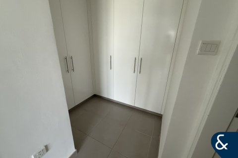 Apartment in Town Square, Dubai, UAE 3 bedrooms, 131 sq.m. № 668181 - photo 11