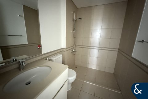 Apartment in Town Square, Dubai, UAE 3 bedrooms, 131 sq.m. № 668181 - photo 10