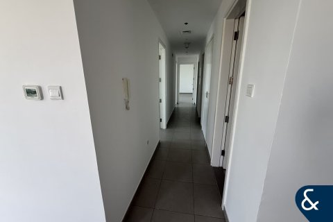 Apartment in Town Square, Dubai, UAE 3 bedrooms, 131 sq.m. № 668181 - photo 6