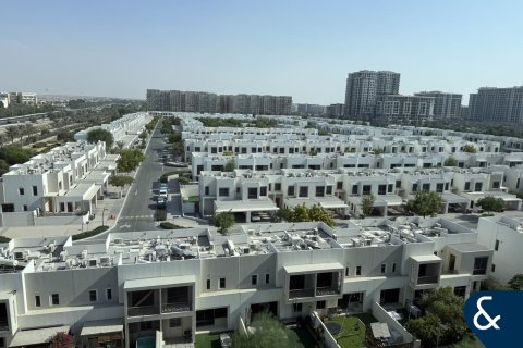 Apartment in Town Square, Dubai, UAE 3 bedrooms, 131 sq.m. № 668181 - photo 15