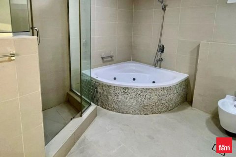 Maison de ville à louer à Dubai, EAU 4 chambres, 277.2 m2 № 682163 - photo 12