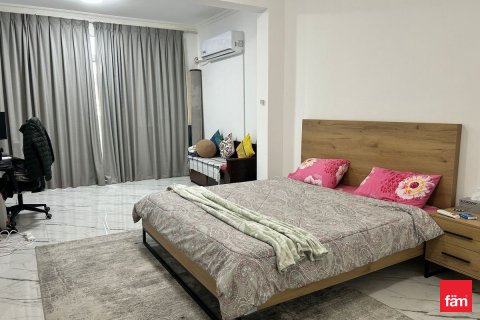 Maison de ville à louer à Dubai, EAU 4 chambres, 277.2 m2 № 682163 - photo 6